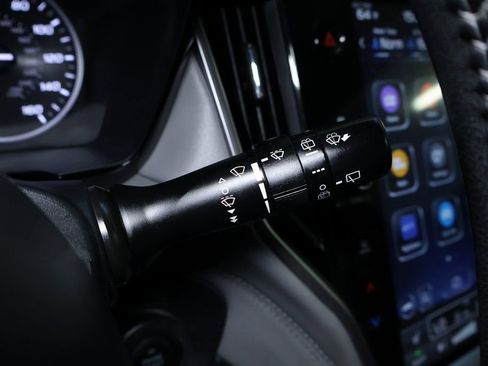 Used 2024 Subaru Outback Premium image 27