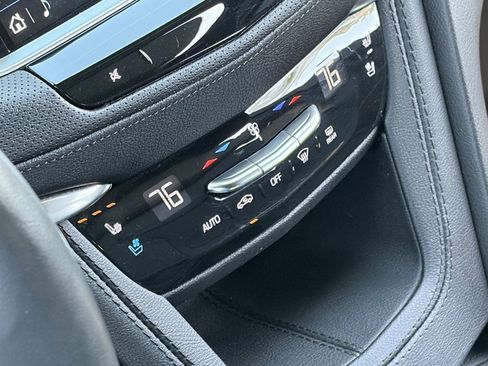 Certified 2023 Cadillac XT5 Sportv w/ Technology Package image 30