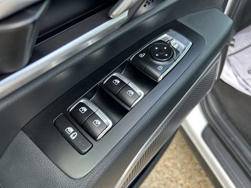 Used 2025 Kia Telluride S AWD/4WD image 16