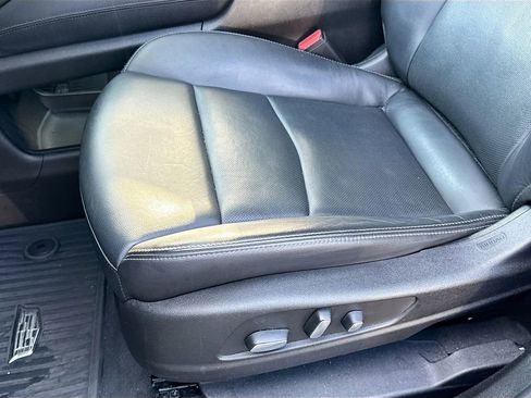 Used 2023 Cadillac XT6 Premium Luxury w/ Technology Package image 21