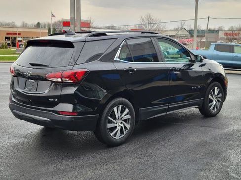 Used 2024 Chevrolet Equinox LT image 3