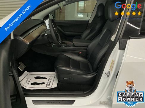 Used 2022 Tesla Model Y Performance image 10