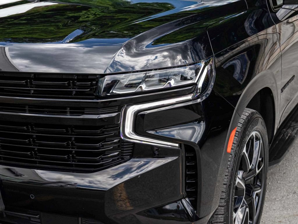 Used 2023 Chevrolet Suburban RST w/ Sport Performance Package AWD/4WD image 36