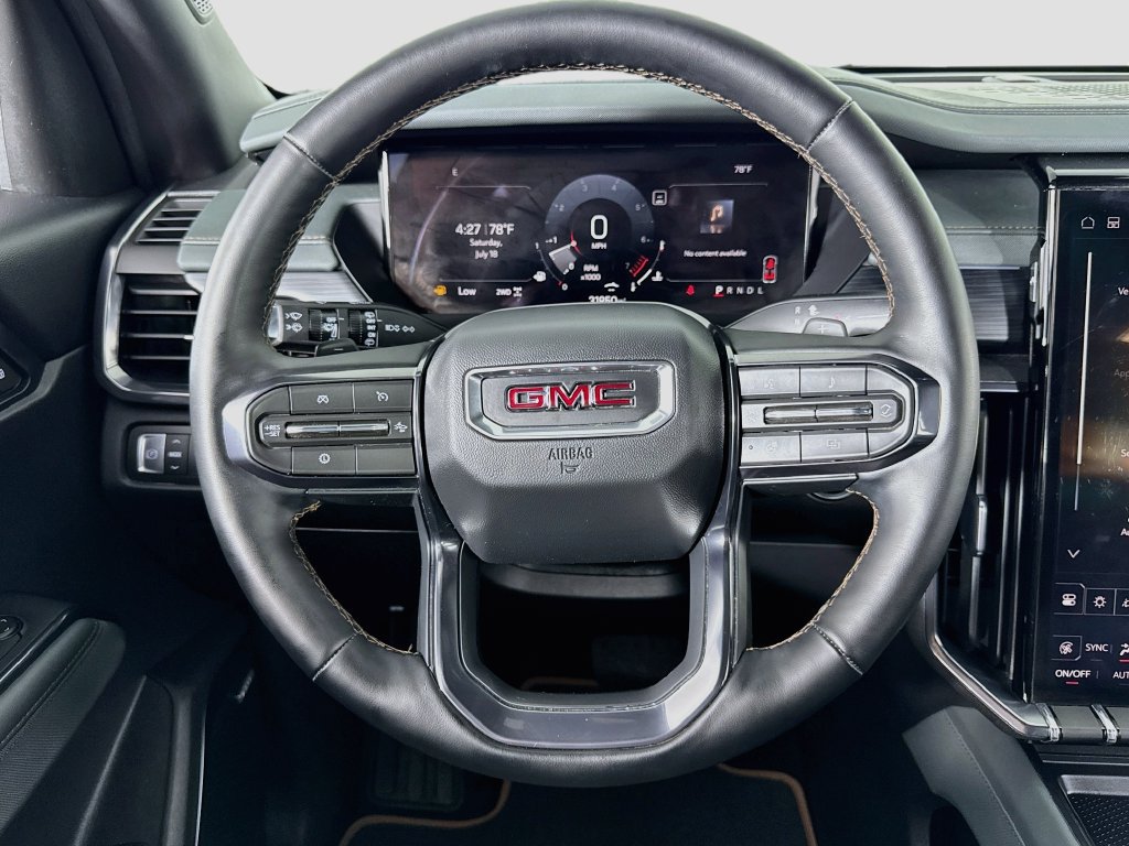 Used 2025 GMC Acadia AT4 w/ Luxury Package AWD/4WD image 25