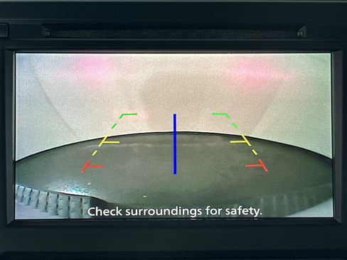 Used 2019 Nissan Titan S image 21