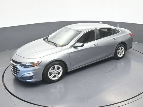 Used 2024 Chevrolet Malibu LT FWD image 43