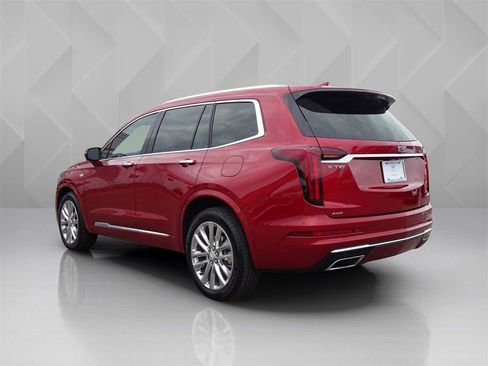 Certified 2024 Cadillac XT6 Premium Luxury w/ Technology Package image 3