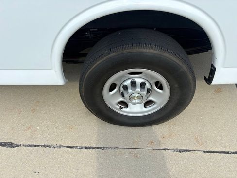 Used 2023 Chevrolet Express 3500 LS RWD image 51