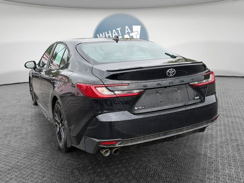 Used 2025 Toyota Camry SE FWD image 6