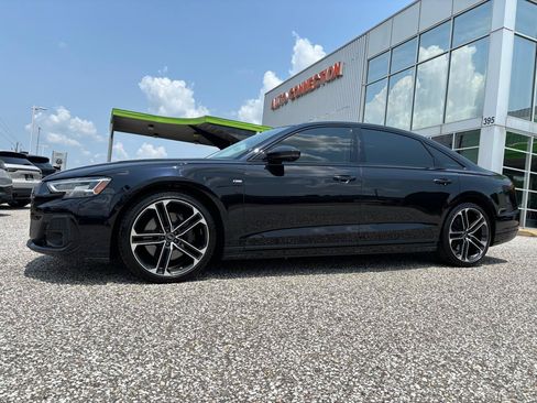 Used 2025 Audi A8 L 3.0T AWD/4WD image 2