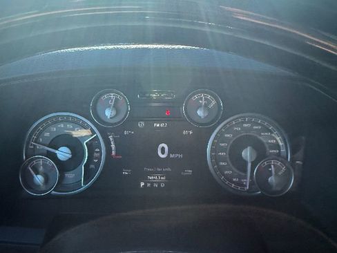 Used 2017 RAM 1500 Limited image 8