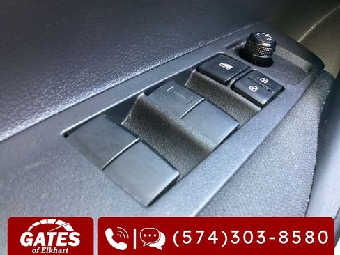 Used 2025 Toyota Corolla LE image 16