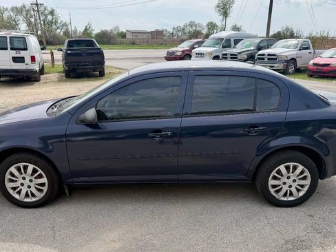 Used 2010 Chevrolet Cobalt LS w/ Protection Package FWD image 2