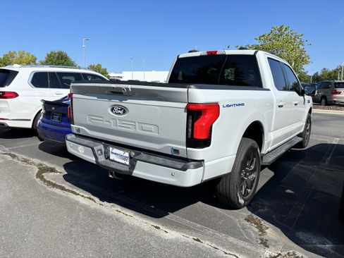 Used 2024 Ford F150 Lightning Flash AWD/4WD image 11