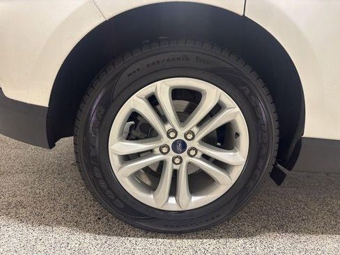 Used 2020 Ford Edge SEL w/ Convenience Package image 34