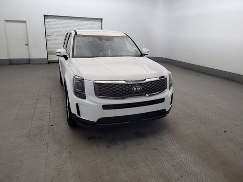 Used 2020 Kia Telluride LX FWD image 14