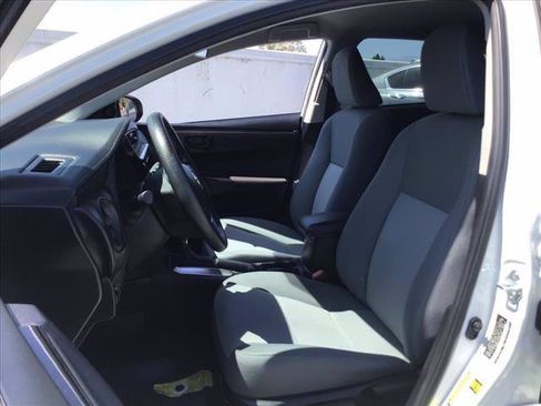 Certified 2017 Toyota Corolla L w/ Carpet Mat Package (TMS) FWD image 18