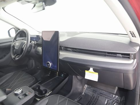 Used 2023 Ford Mustang Mach-E Select image 44