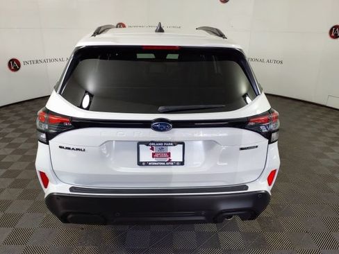 Used 2025 Subaru Forester Touring AWD/4WD image 7