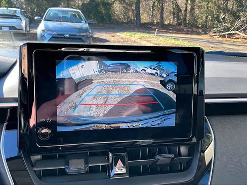 Used 2023 Toyota Corolla LE image 25