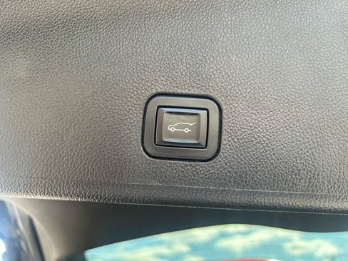 Used 2016 Cadillac SRX Luxury AWD/4WD image 36