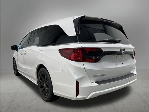 New 2026 Honda Odyssey Sport-L image 3