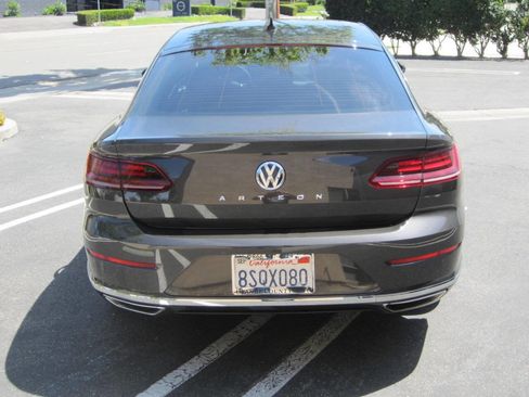 Used 2020 Volkswagen Arteon SE image 4