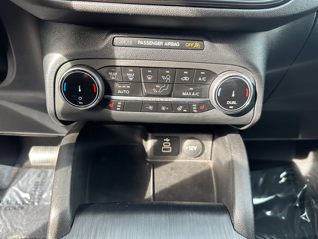 Used 2025 Ford Escape ST-Line Select AWD/4WD image 18