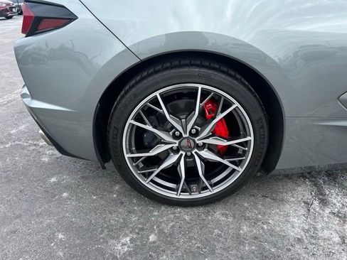 Used 2024 Chevrolet Corvette Stingray w/ Battery Protection Package image 9