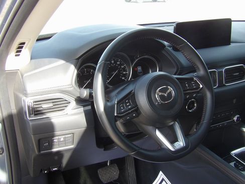 Used 2024 MAZDA CX-5 Carbon Edition image 13