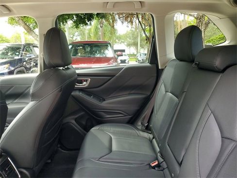 Used 2021 Subaru Forester Limited image 13