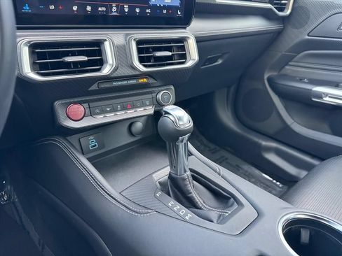 Used 2025 Ford Mustang GT Premium RWD image 21
