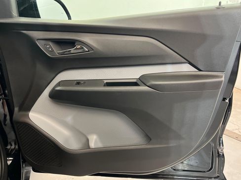 New 2027 Chevrolet Bolt LT w/ Comfort Package FWD image 24