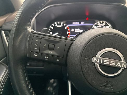 Used 2023 Nissan Rogue SV w/ SV Premium B Package FWD image 26