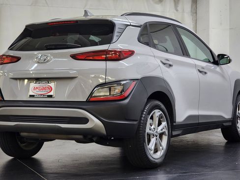 Used 2023 Hyundai Kona SEL w/ Convenience Package AWD/4WD image 5