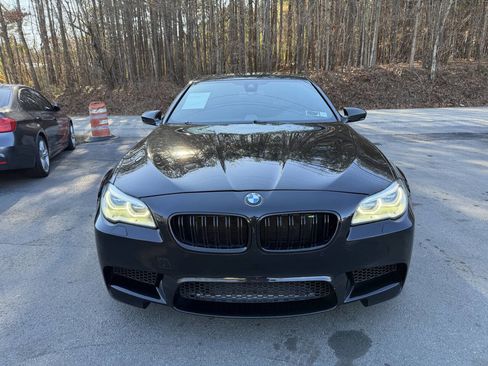 Used 2014 BMW M5 image 2