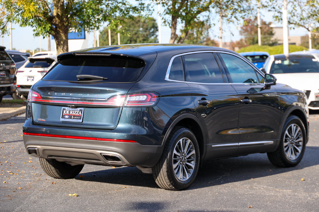 Used 2023 Lincoln Nautilus AWD w/ Premium Package image 26