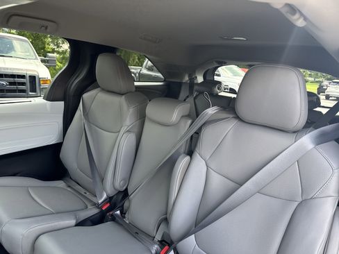 New 2025 Toyota Sienna XLE image 25