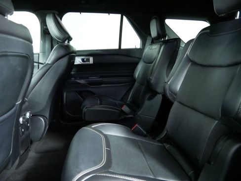 Used 2020 Ford Explorer ST w/ Premium Technology Package AWD/4WD image 16