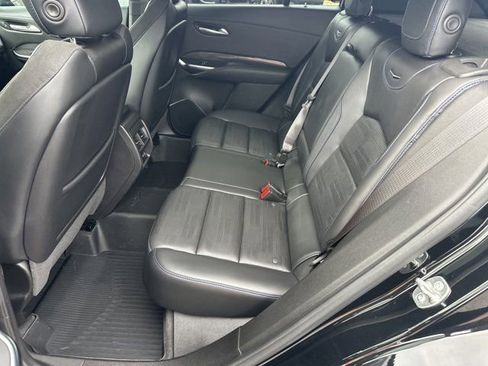 Used 2024 Cadillac XT4 Sport image 25