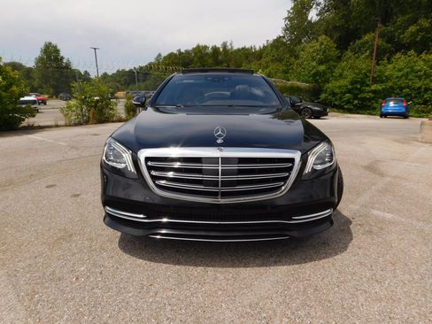 Used 2020 Mercedes-Benz S 560 4MATIC Sedan image 3