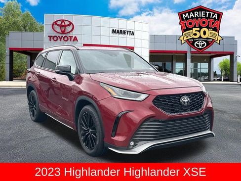Used 2023 Toyota Highlander XSE AWD/4WD image 1
