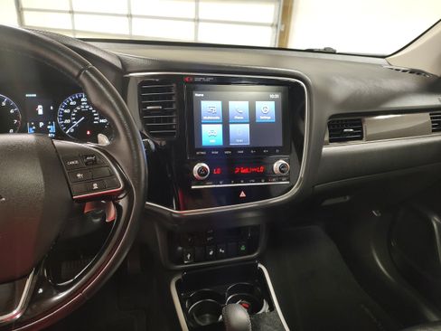 Used 2020 Mitsubishi Outlander GT AWD/4WD image 7