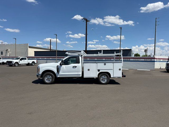 New 2026 Ford F250 XL w/ XL Chrome Package RWD image 4