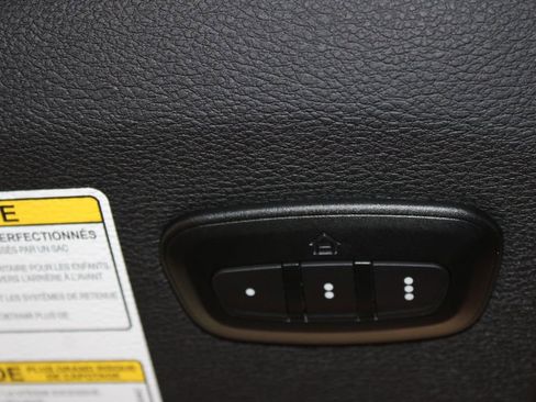 Used 2018 Jeep Wrangler Unlimited Sahara image 53