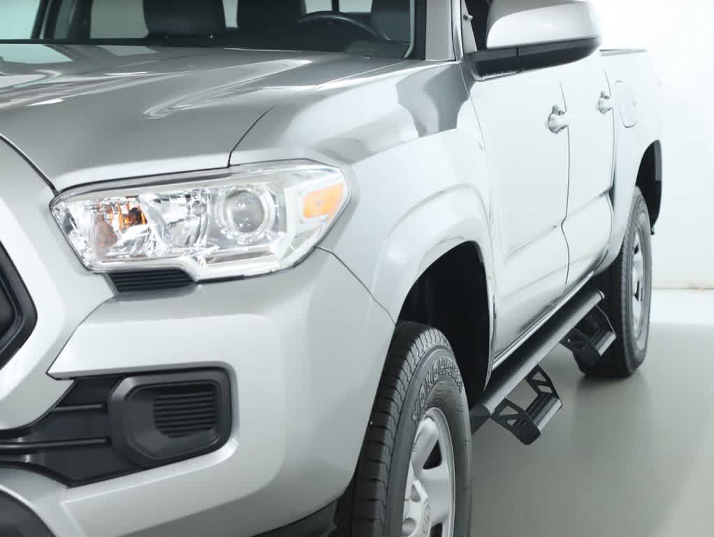 Certified 2023 Toyota Tacoma SR AWD/4WD image 4