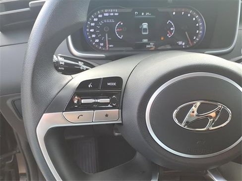 Used 2022 Hyundai Santa Cruz SEL image 13