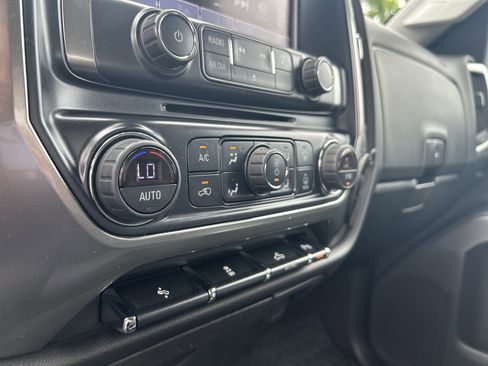 Used 2017 Chevrolet Silverado 1500 LT w/ Max Trailering Package AWD/4WD image 25