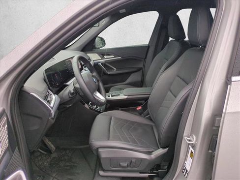Used 2025 BMW X1 xDrive28i AWD/4WD image 23