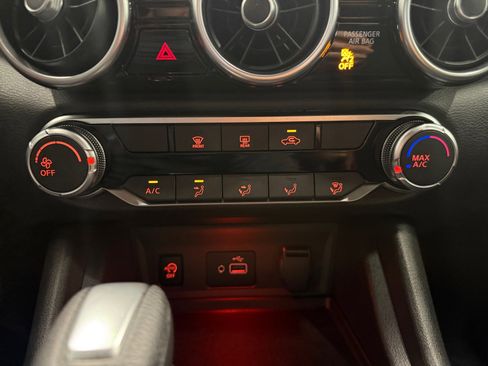 Used 2025 Nissan Sentra S FWD image 19